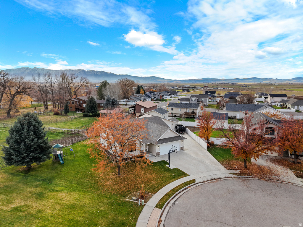 411 N 150 W Hyde Park, UT 84318