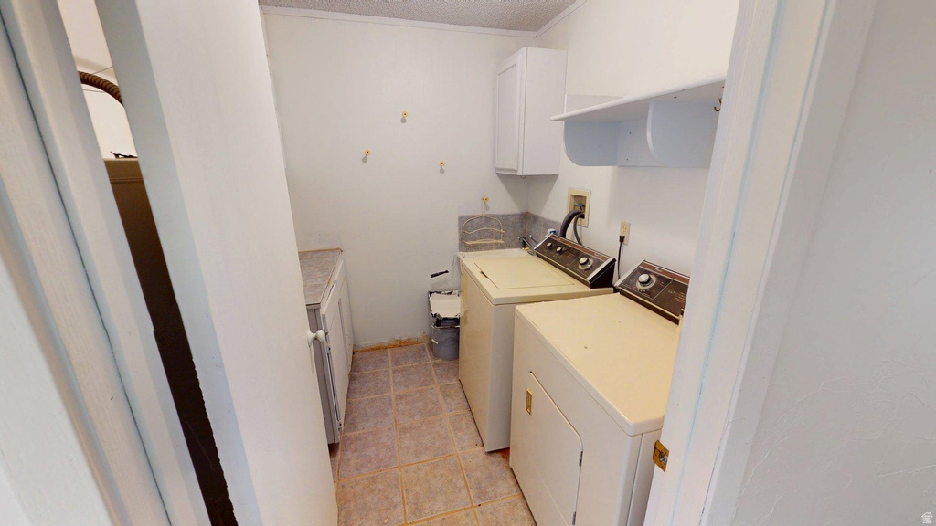 715 E LIBERTY BELL CT Big Water, UT 84741