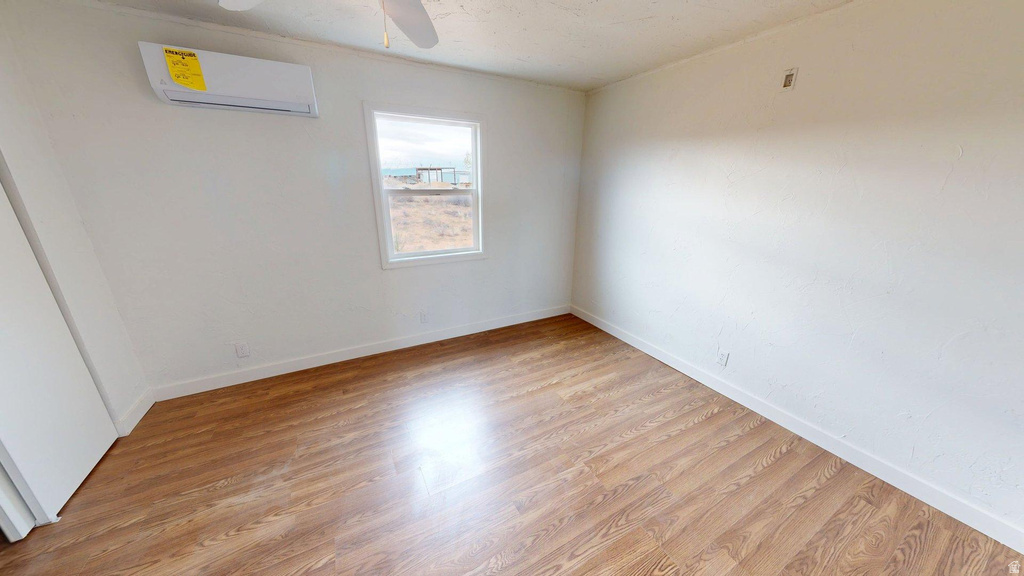 715 E LIBERTY BELL CT Big Water, UT 84741