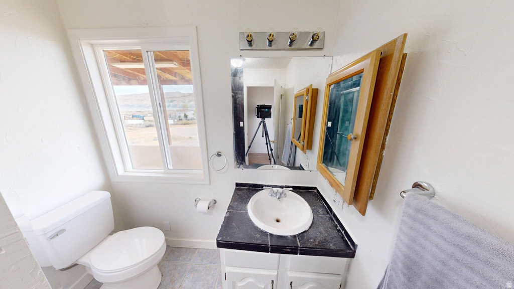 715 E LIBERTY BELL CT Big Water, UT 84741