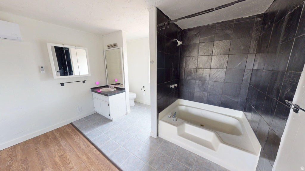 715 E LIBERTY BELL CT Big Water, UT 84741