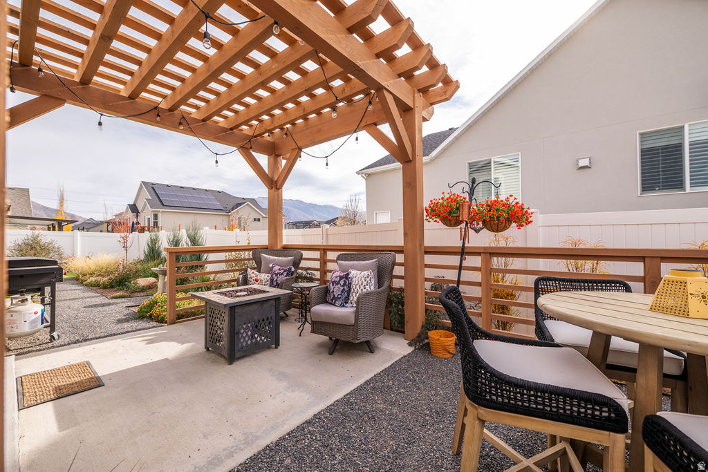 589 E GREEN SPRINGS WAY South Weber, UT 84405