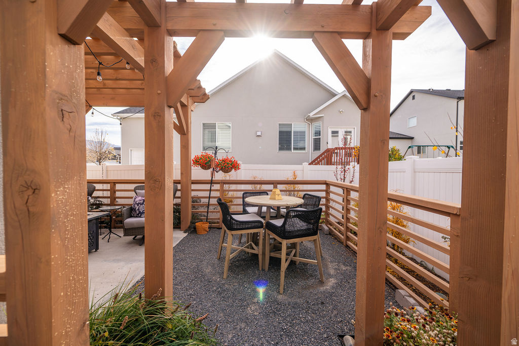 589 E GREEN SPRINGS WAY South Weber, UT 84405