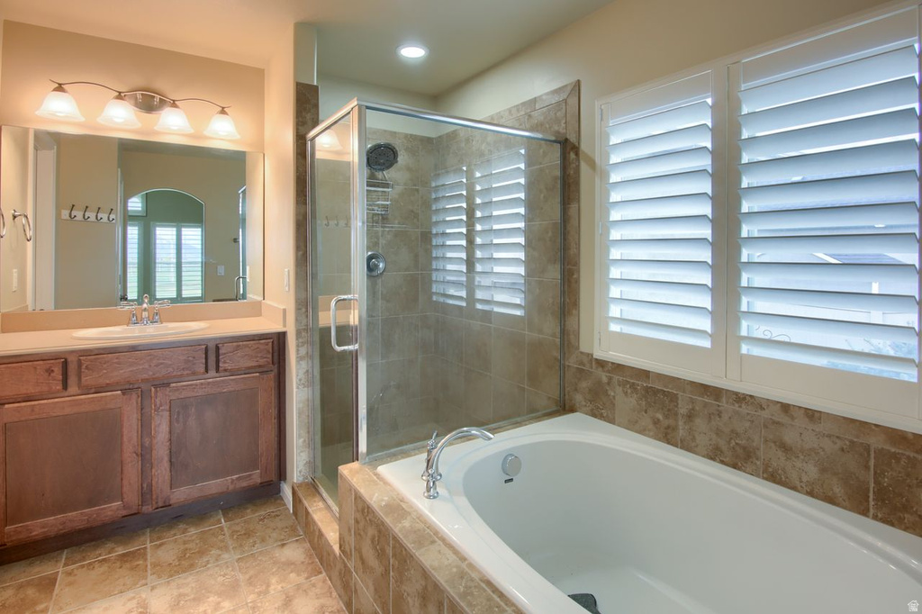 2444 N HOODED CRANE CIR #11 Clinton, UT 84015