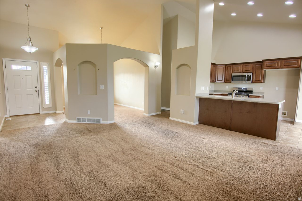 2444 N HOODED CRANE CIR #11 Clinton, UT 84015