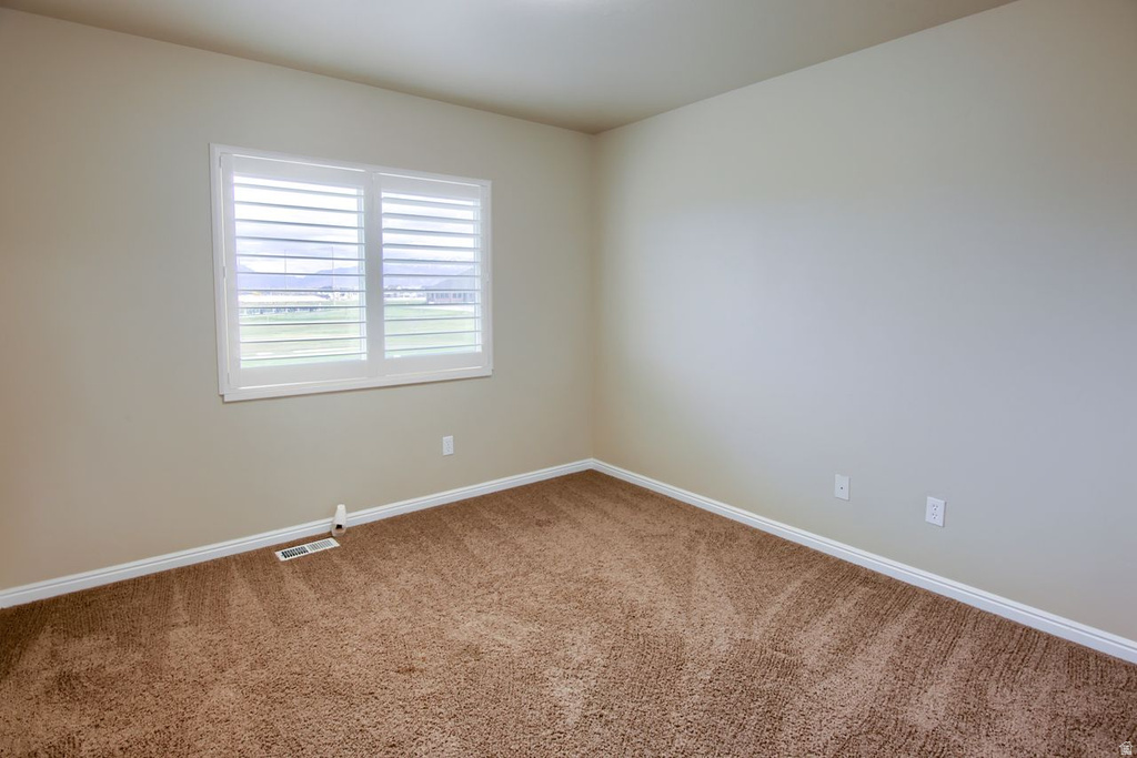 2444 N HOODED CRANE CIR #11 Clinton, UT 84015