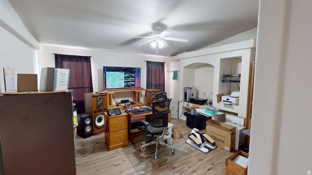 57 AERO AVE Page, AZ 86040