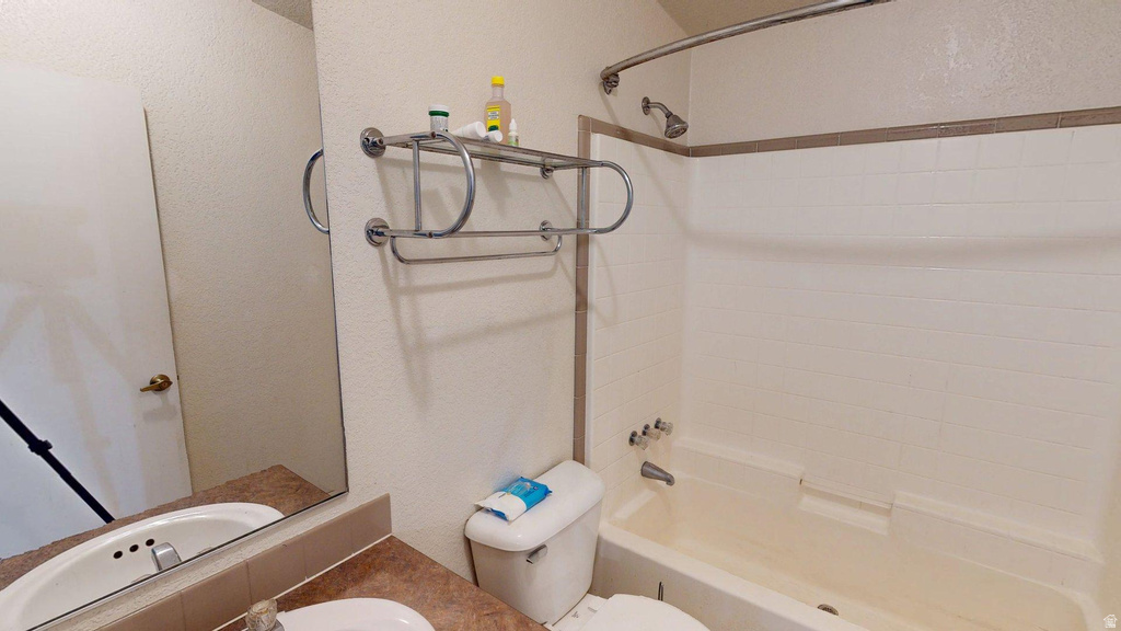 57 AERO AVE Page, AZ 86040