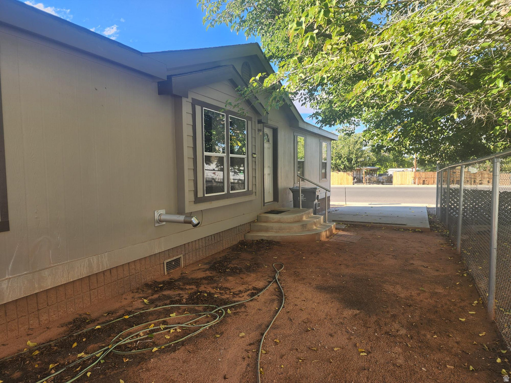 57 AERO AVE Page, AZ 86040