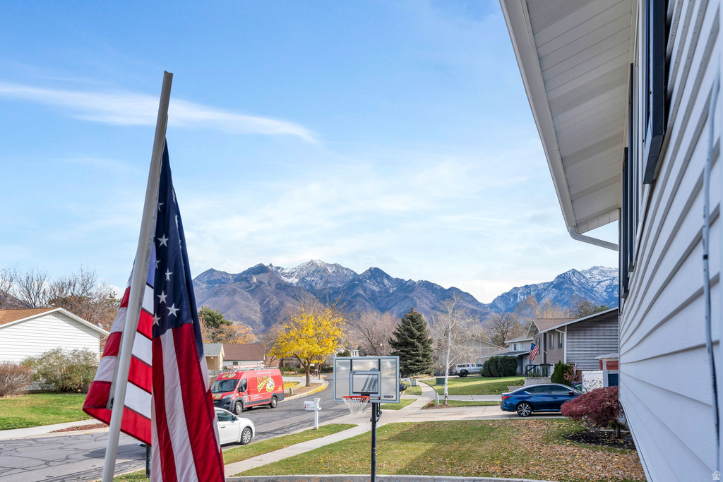 1666 E PAULISTA WAY Sandy, UT 84093