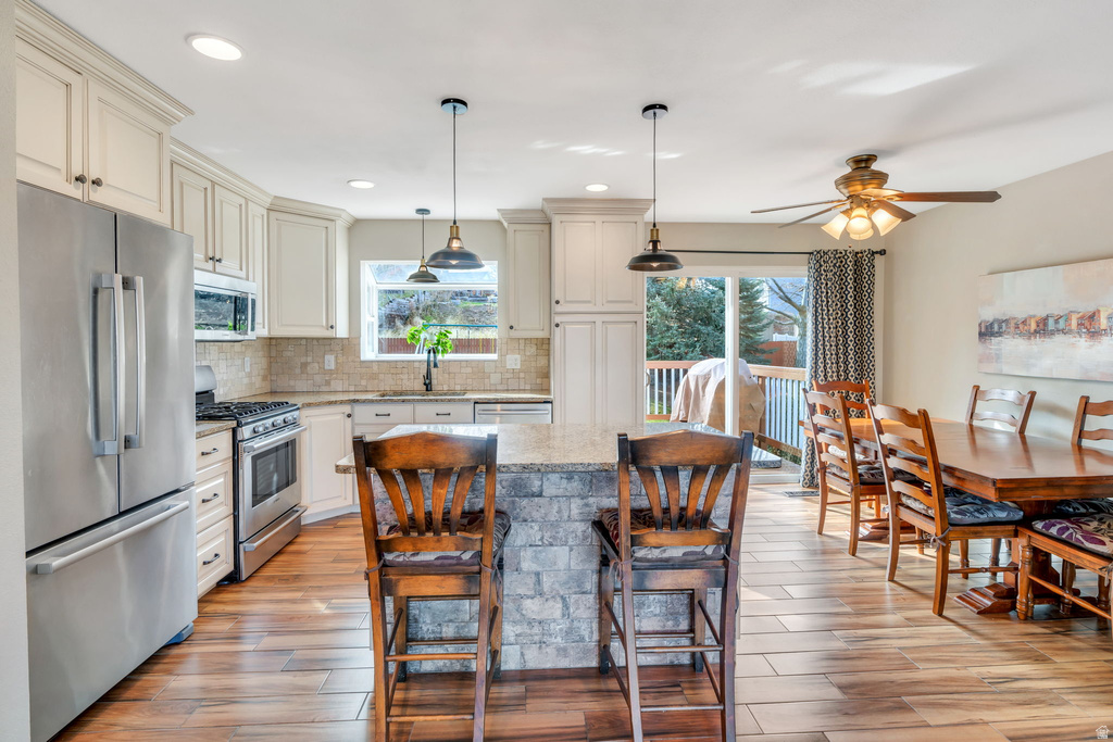 1666 E PAULISTA WAY Sandy, UT 84093