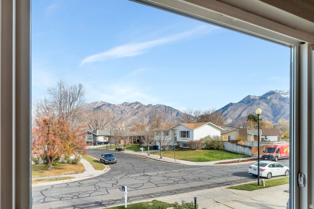 1666 E PAULISTA WAY Sandy, UT 84093