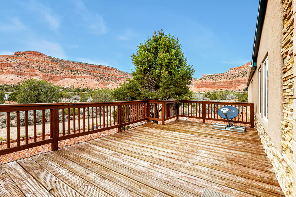 4441 E RED CLIFFS DR Kanab, UT 84741