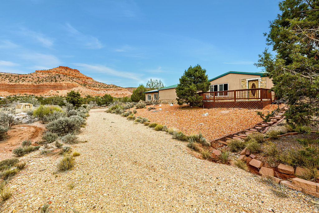 4441 E RED CLIFFS DR Kanab, UT 84741