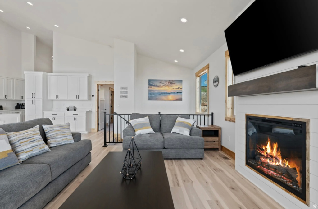 3042 S CHUKAR DR Garden City, UT 84028