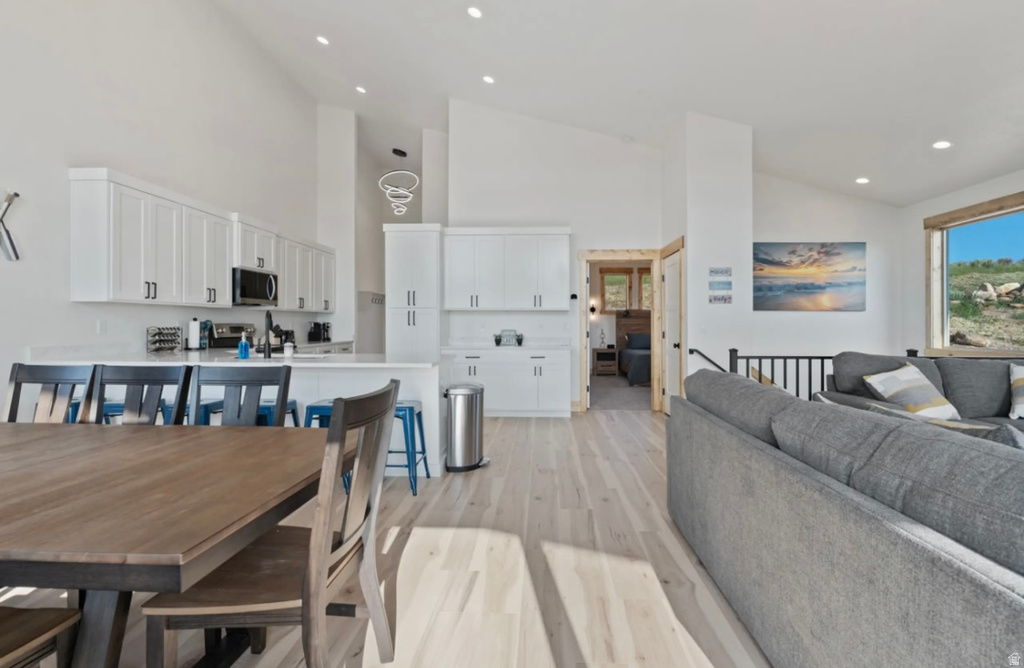 3042 S CHUKAR DR Garden City, UT 84028