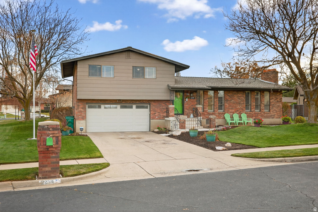 2259 W 4525 S Roy, UT 84067