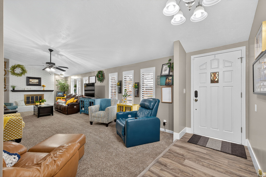 2259 W 4525 S Roy, UT 84067