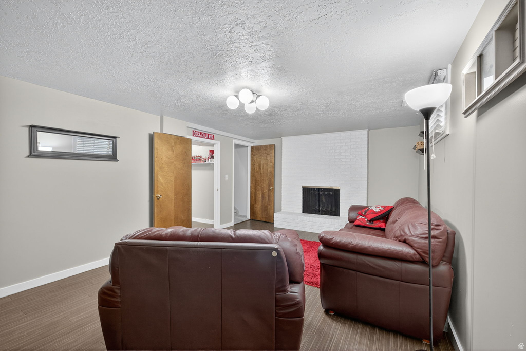 2259 W 4525 S Roy, UT 84067