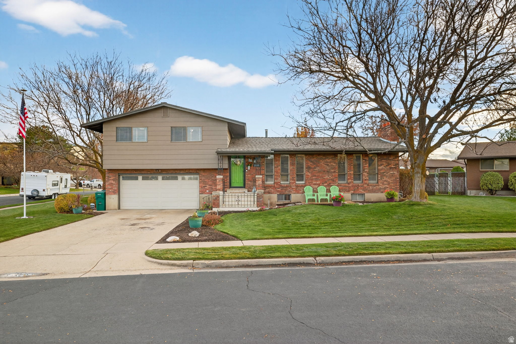 2259 W 4525 S Roy, UT 84067