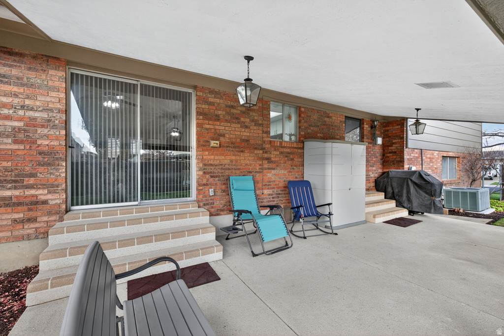 2259 W 4525 S Roy, UT 84067