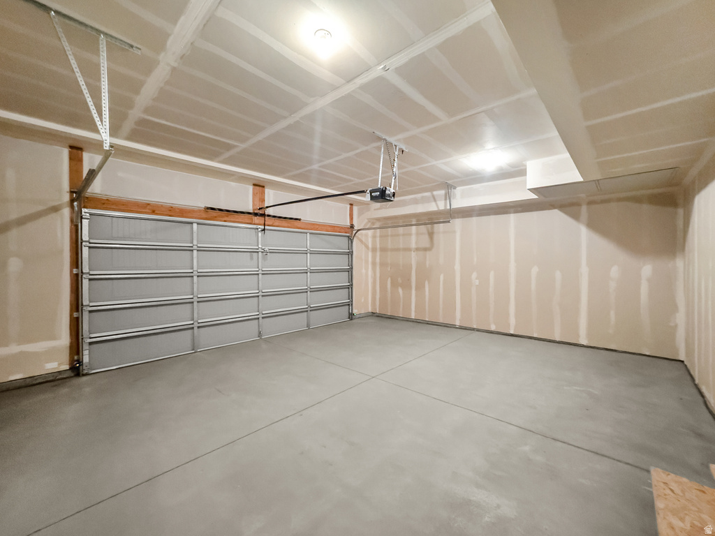 2734 S ALLISON WAY #213 Syracuse, UT 84075