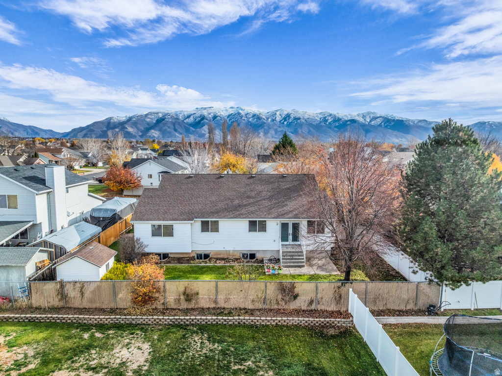 1445 N 2925 W Layton, UT 84041
