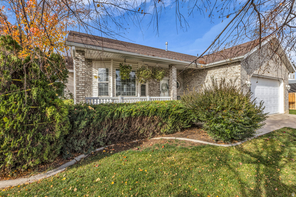 1445 N 2925 W Layton, UT 84041