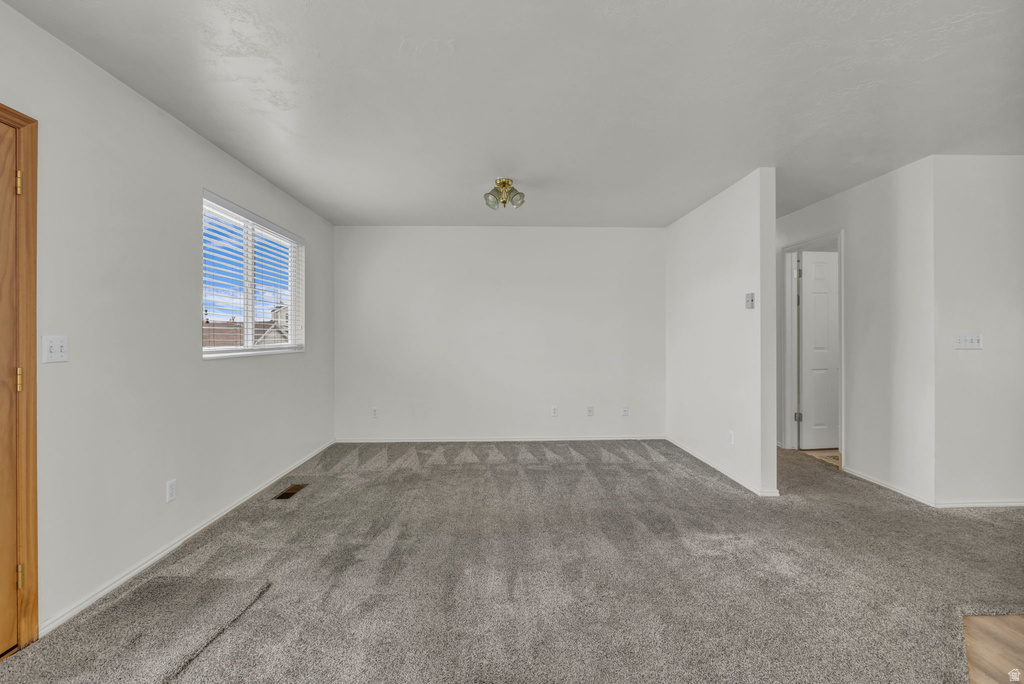 1445 N 2925 W Layton, UT 84041