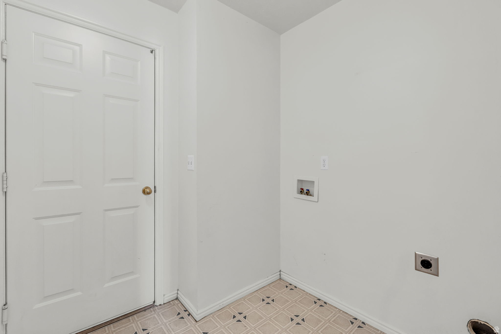 1445 N 2925 W Layton, UT 84041