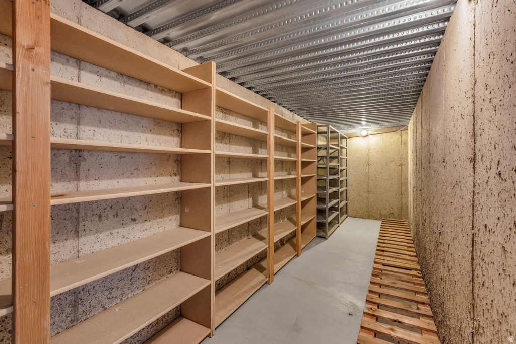 1445 N 2925 W Layton, UT 84041