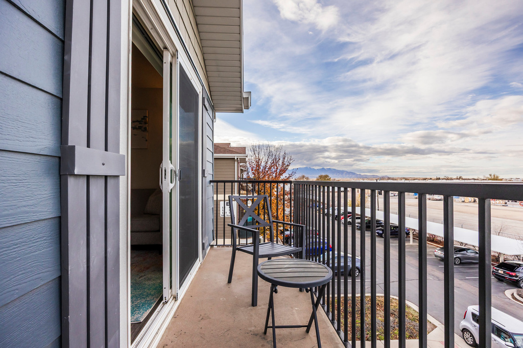 116 E RESACA DR #F-9 Sandy, UT 84070