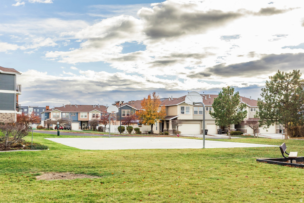 116 E RESACA DR #F-9 Sandy, UT 84070