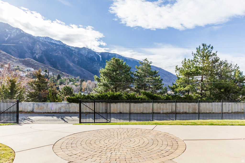 3149 E 10000 S Sandy, UT 84092