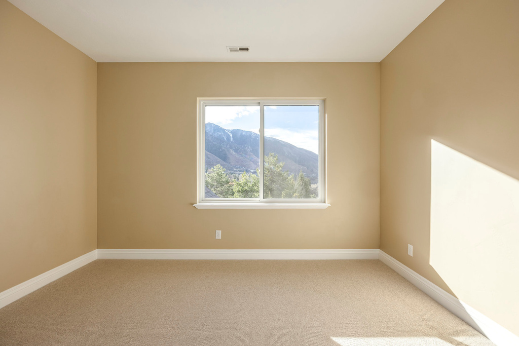 3149 E 10000 S Sandy, UT 84092