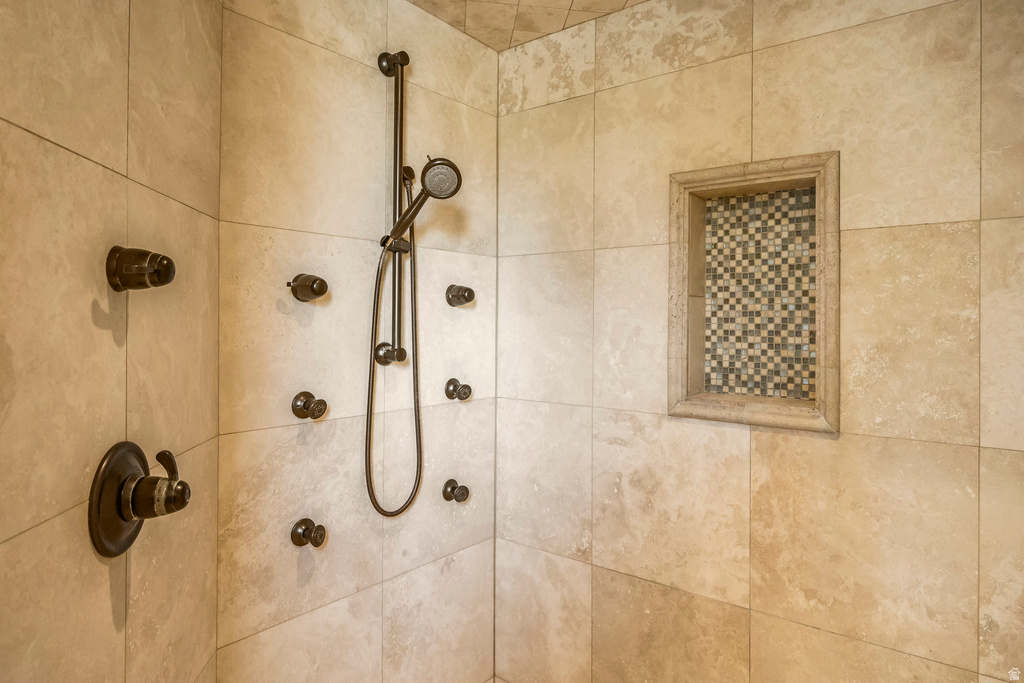 3149 E 10000 S Sandy, UT 84092