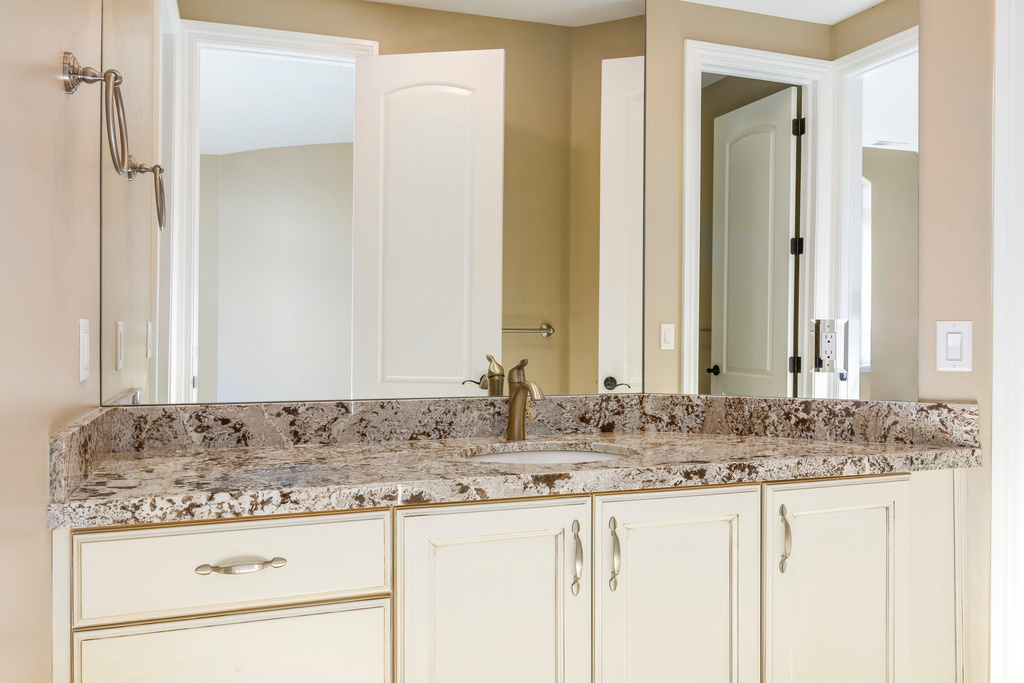 3149 E 10000 S Sandy, UT 84092