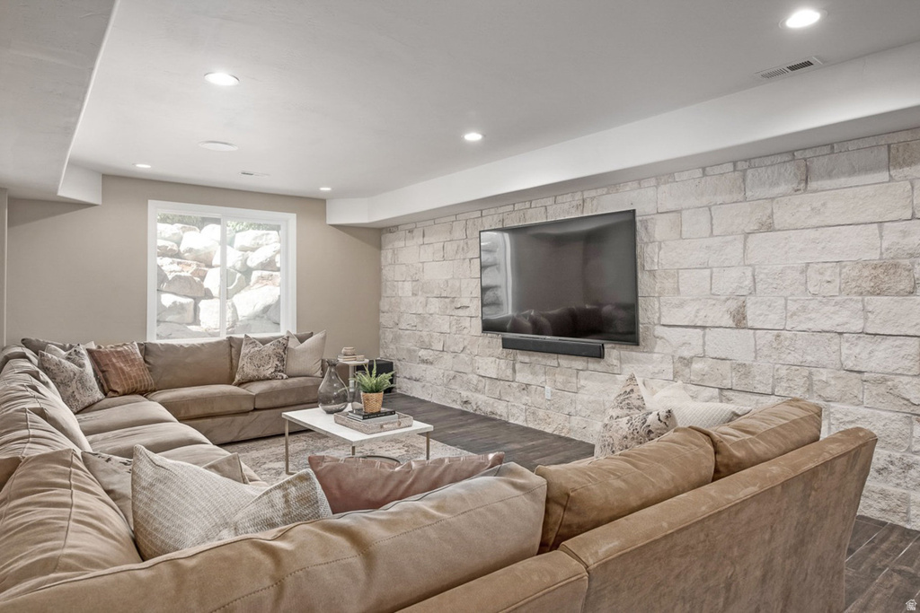 3149 E 10000 S Sandy, UT 84092