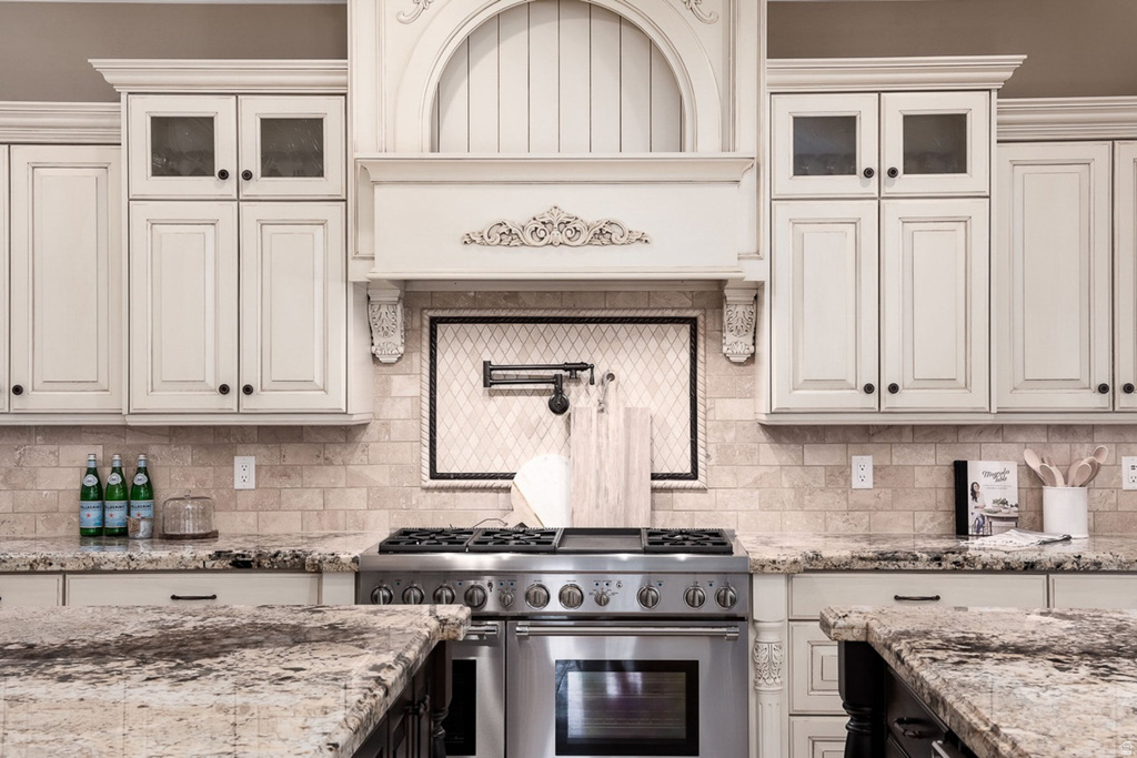 3149 E 10000 S Sandy, UT 84092