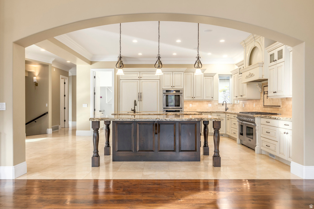 3149 E 10000 S Sandy, UT 84092