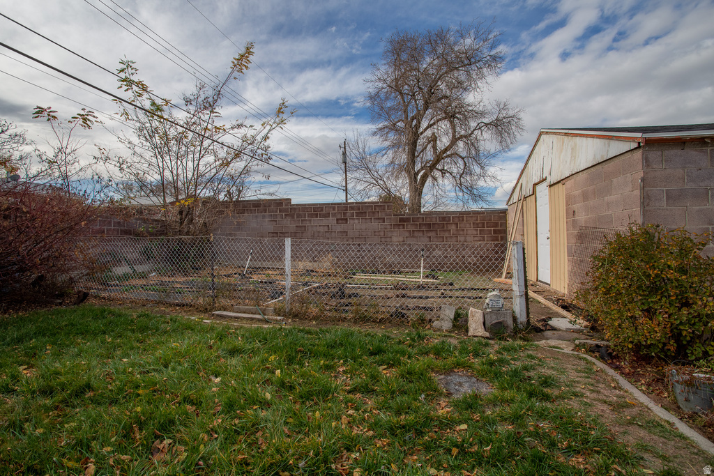 5461 W ELAINE AVE West Valley City, UT 84120