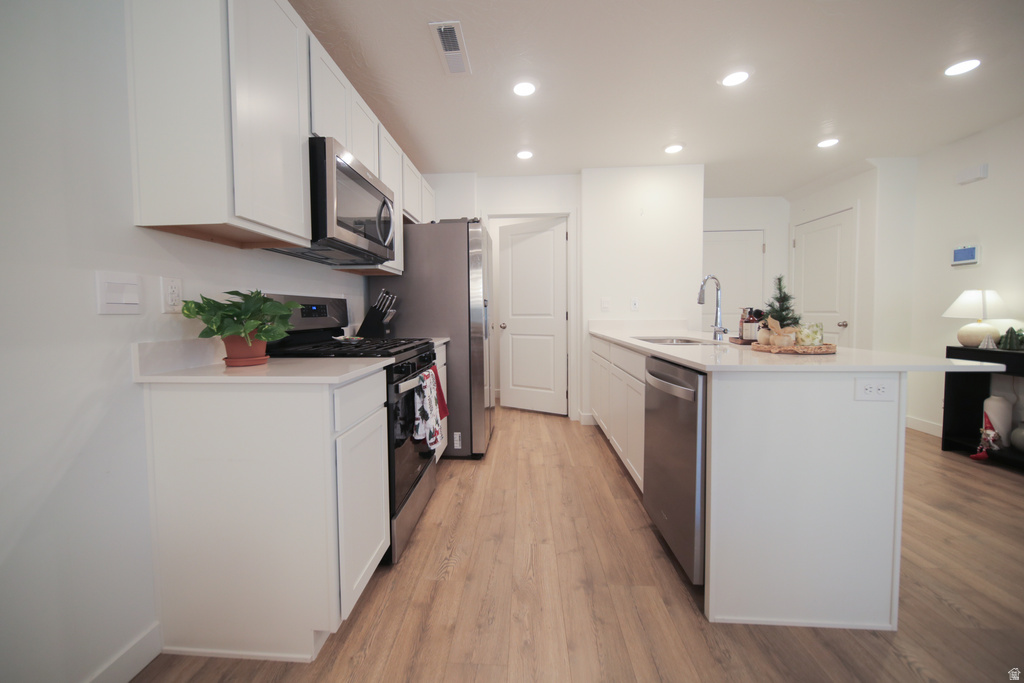 1737 S DEVILS GARDEN LN Washington, UT 84780