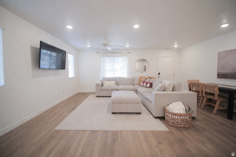 1737 S DEVILS GARDEN LN Washington, UT 84780