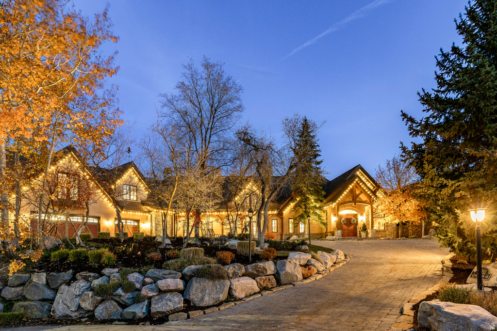 2091 WINDSOR PARK CIR Bountiful, UT 84010