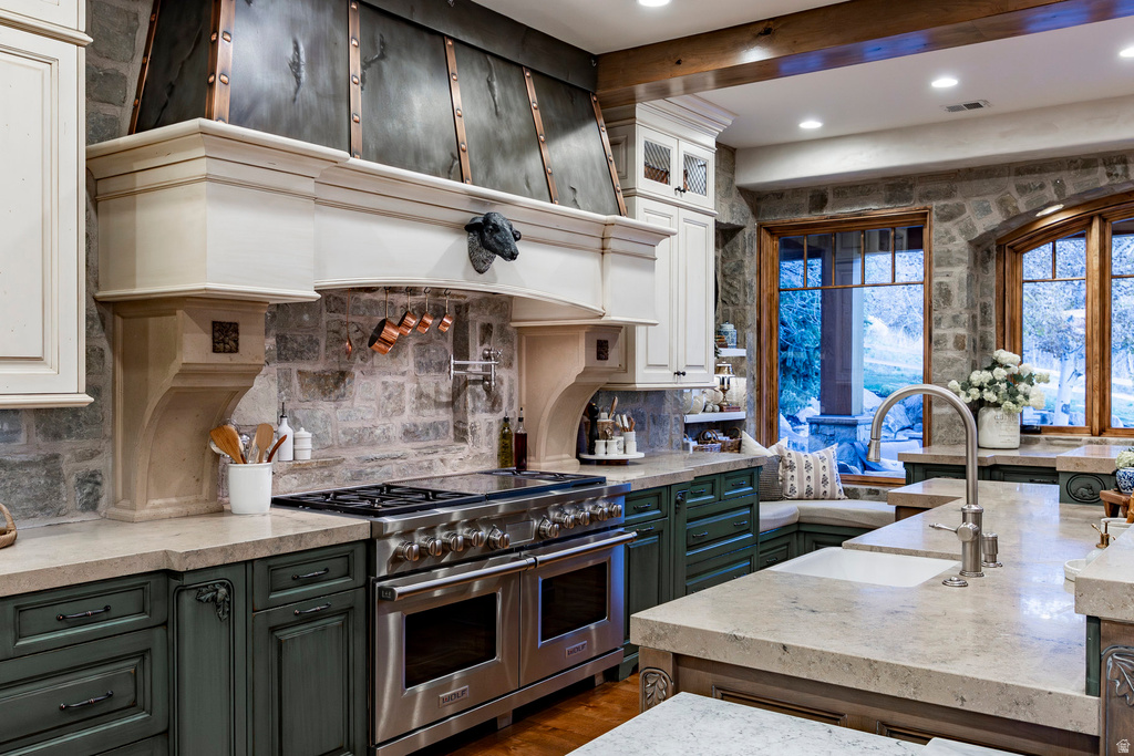 2091 WINDSOR PARK CIR Bountiful, UT 84010