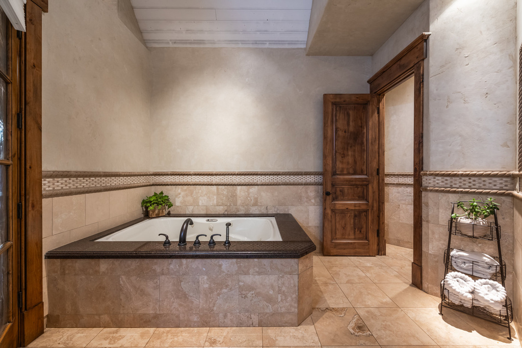 2091 WINDSOR PARK CIR Bountiful, UT 84010