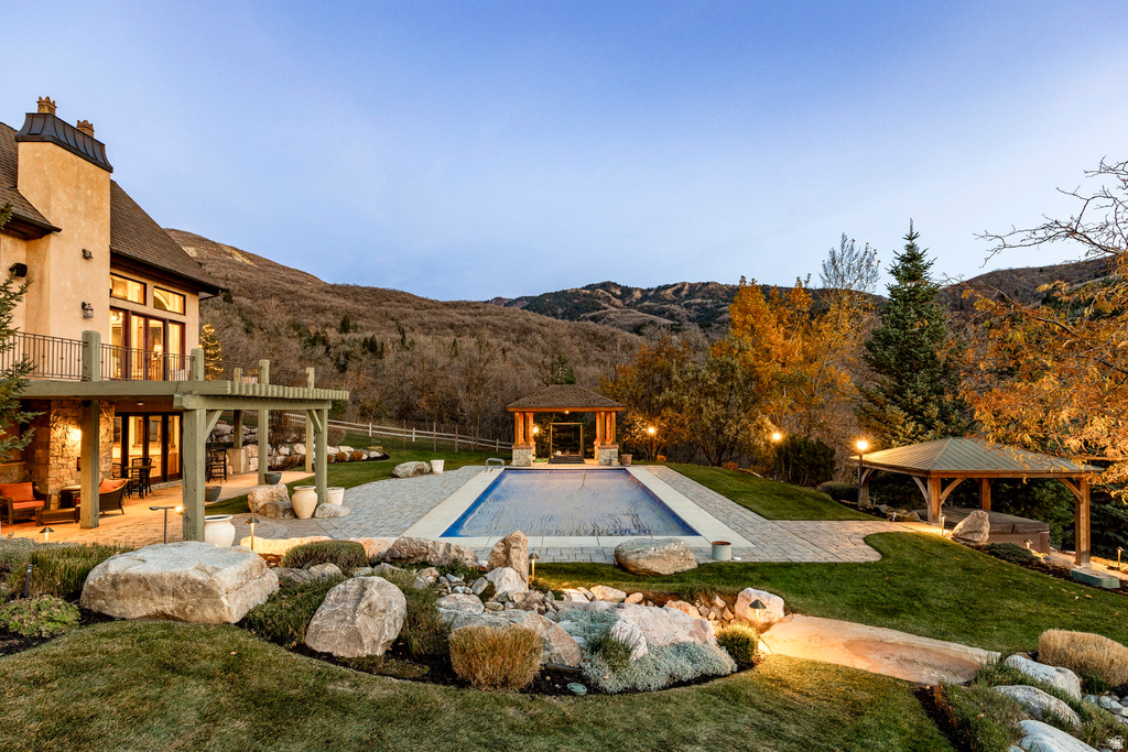 2091 WINDSOR PARK CIR Bountiful, UT 84010