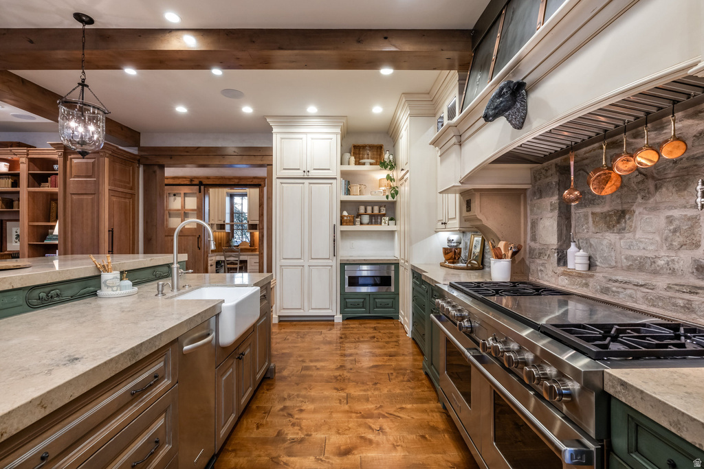 2091 WINDSOR PARK CIR Bountiful, UT 84010