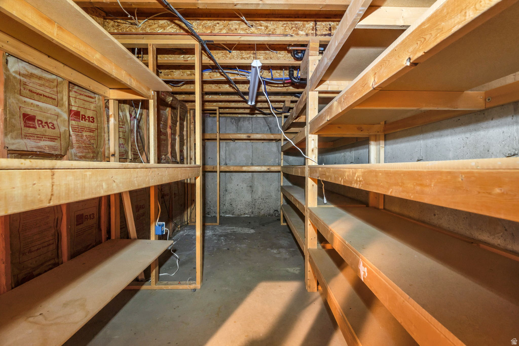 6072 S 700 W Murray, UT 84123