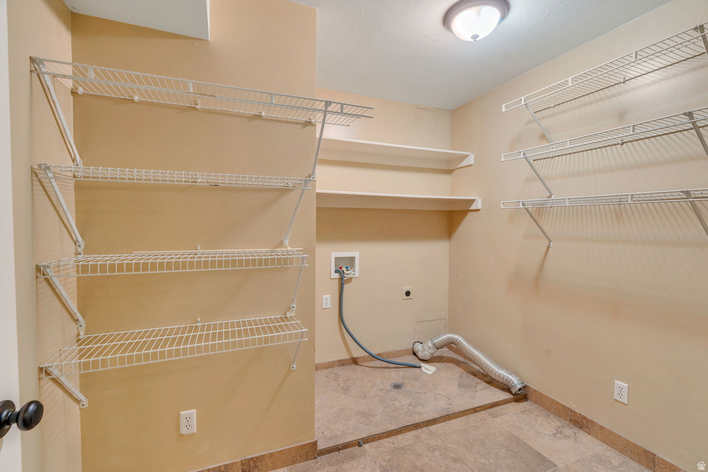 6072 S 700 W Murray, UT 84123